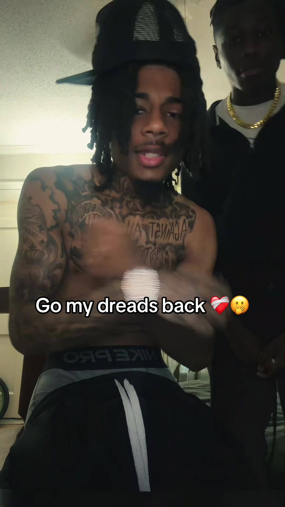 @FamousTrayski