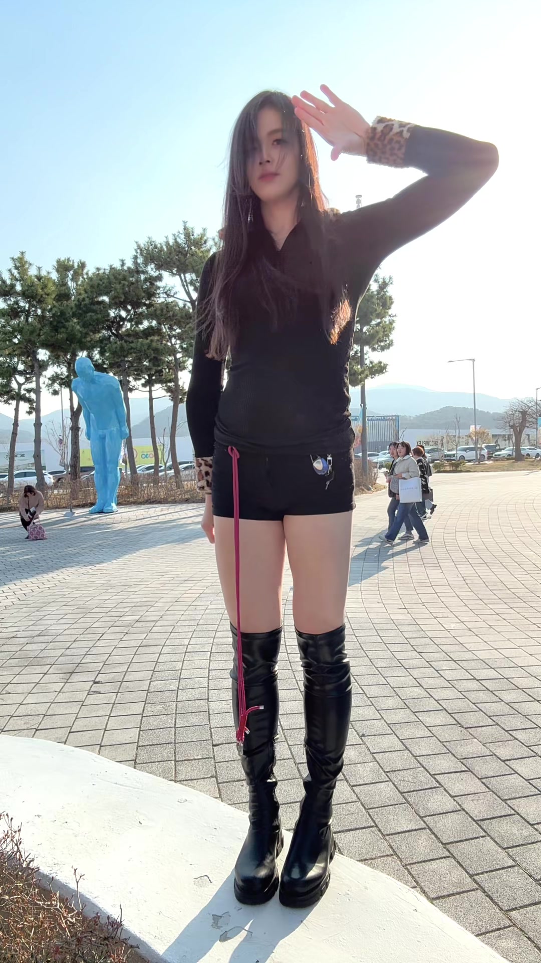@脚長のボニー