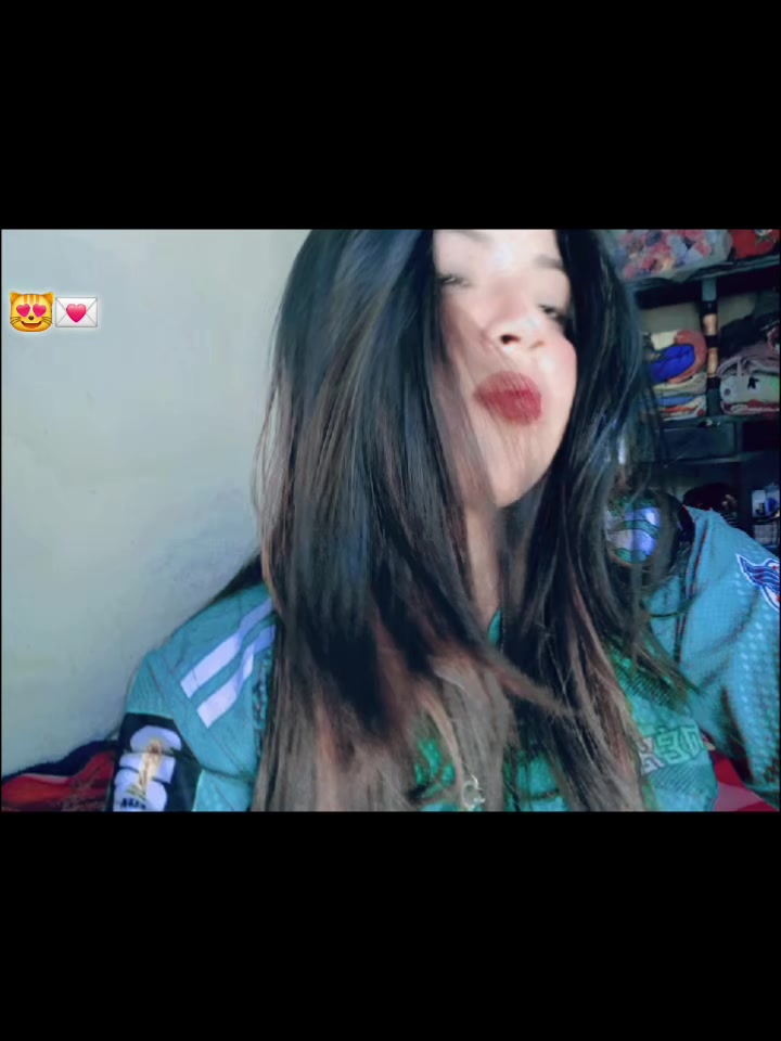 @Valeria _ Aguilar ๐