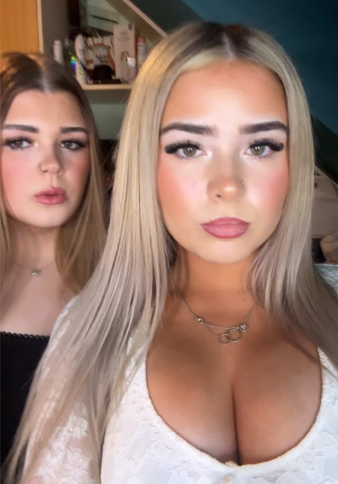 @Hollie💓💫