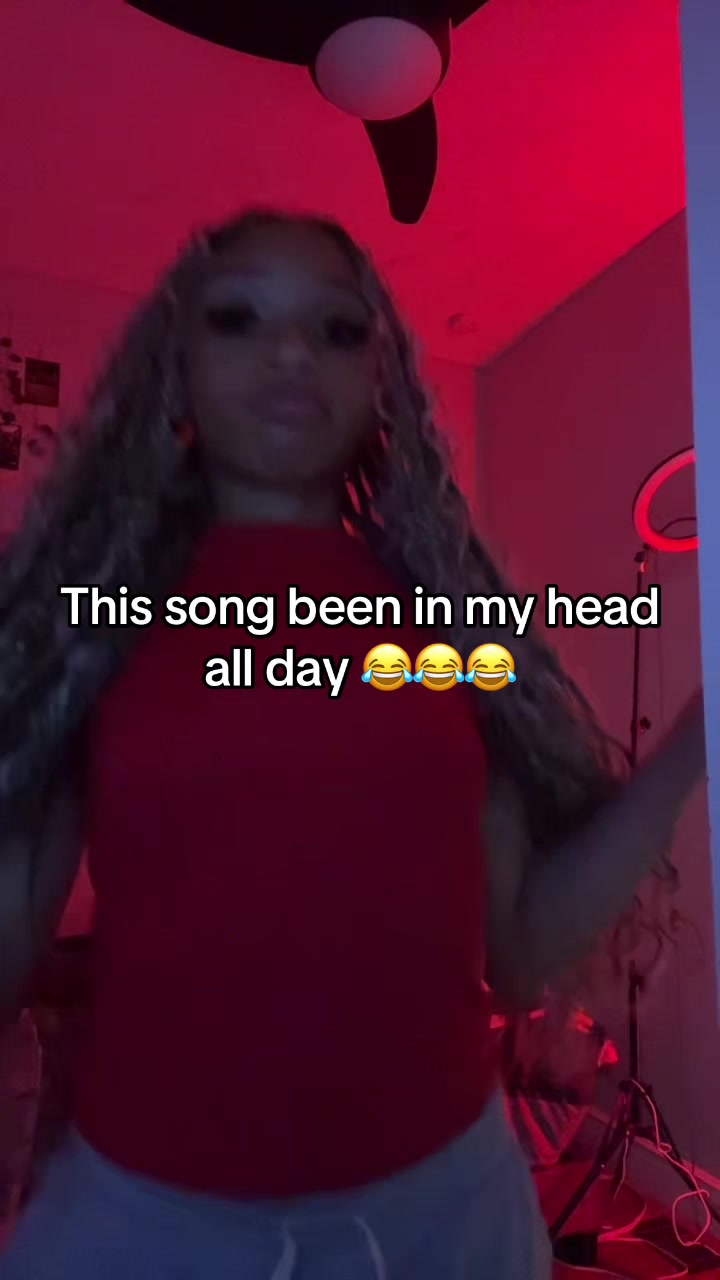 @thatgirlwthedimples