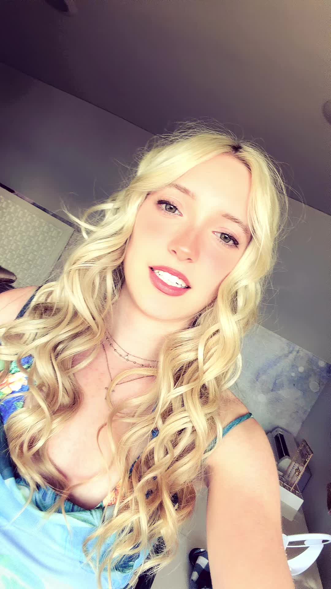 @leileituesday