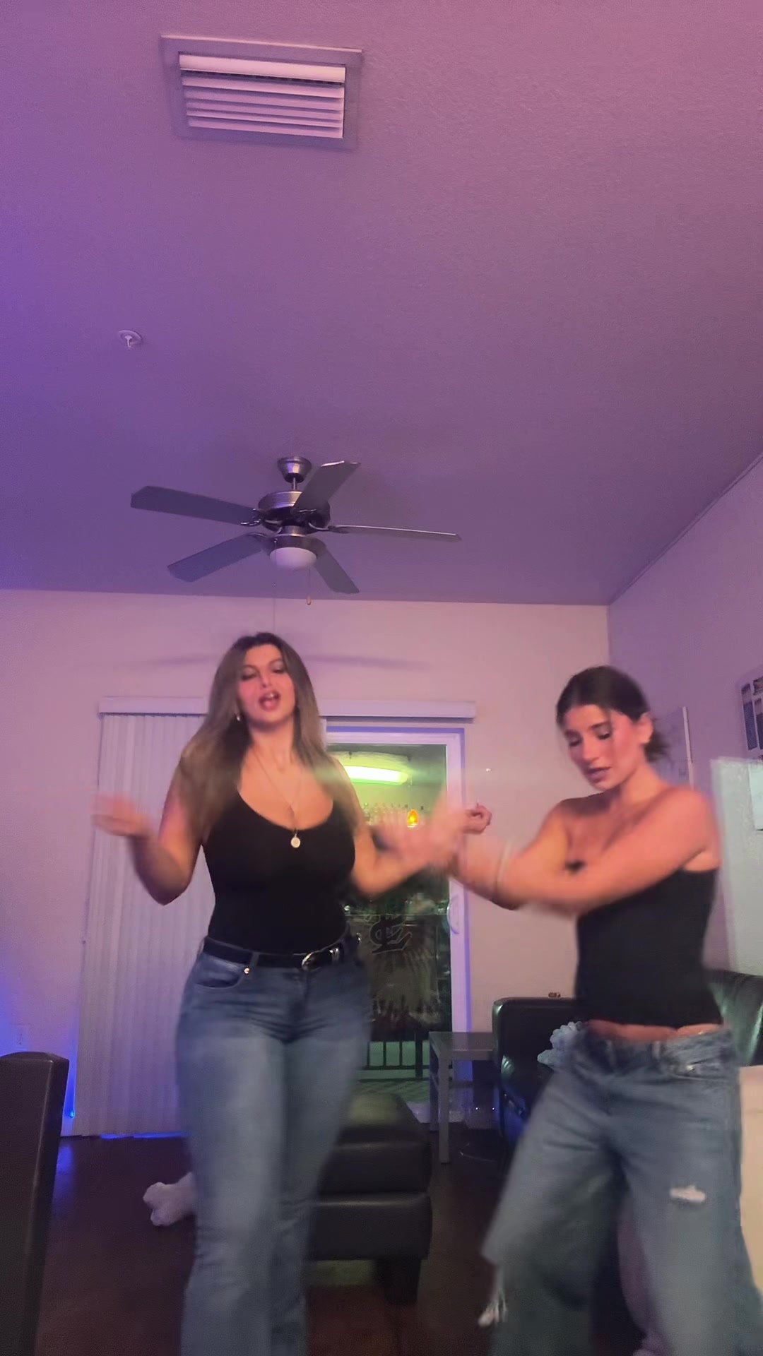@lauren