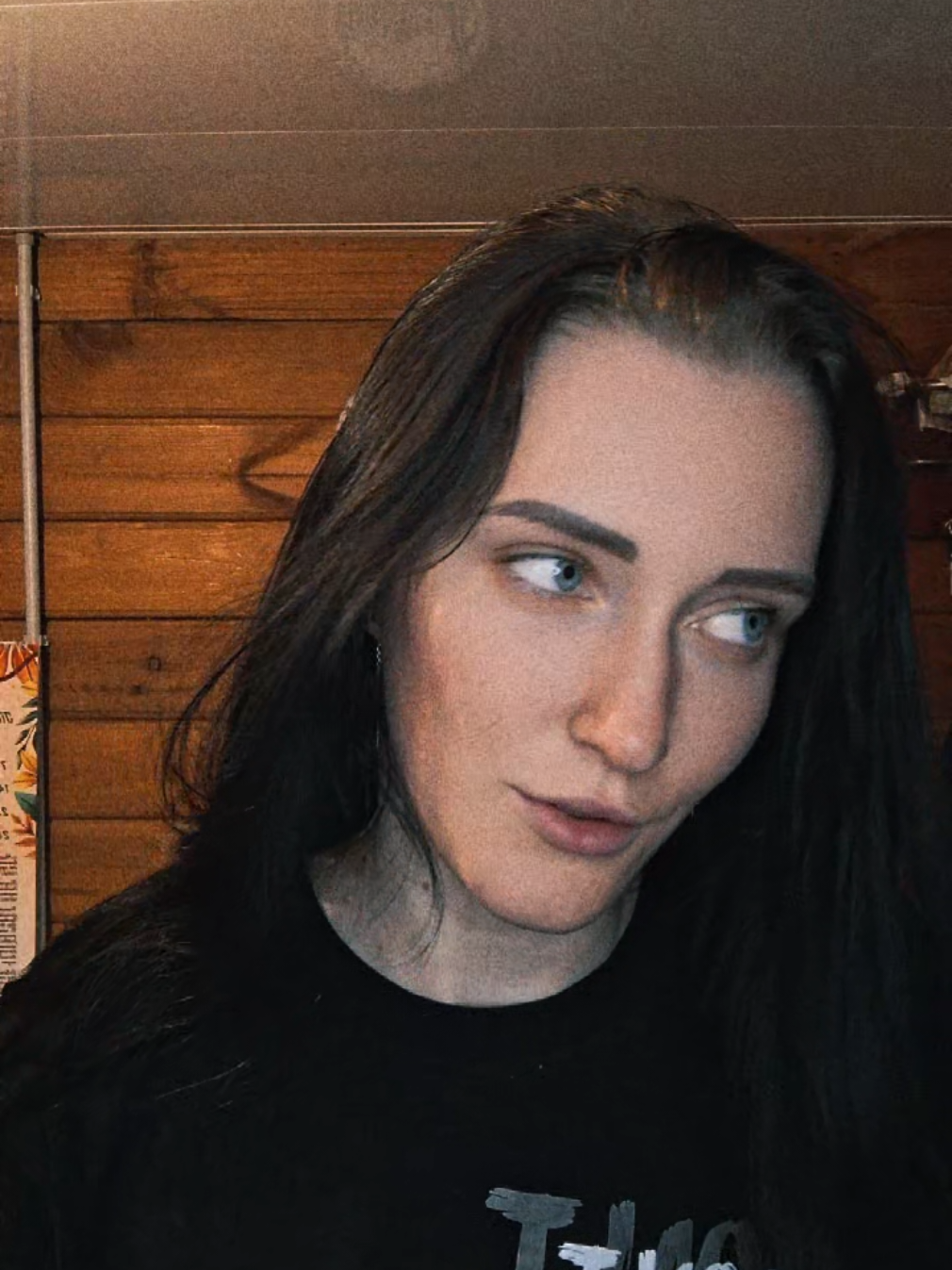 @Саша🖤
