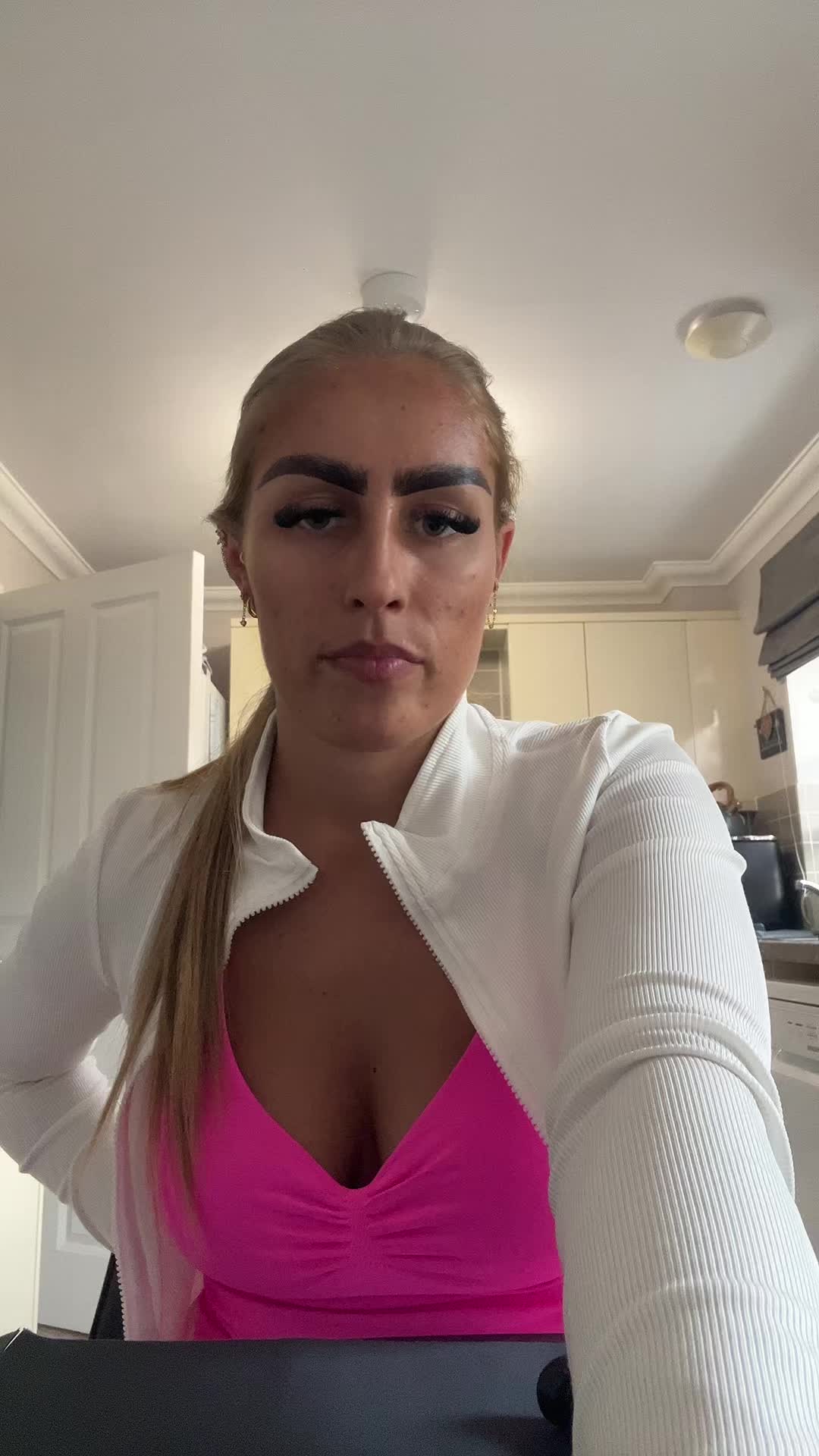 @alyssarossiter__