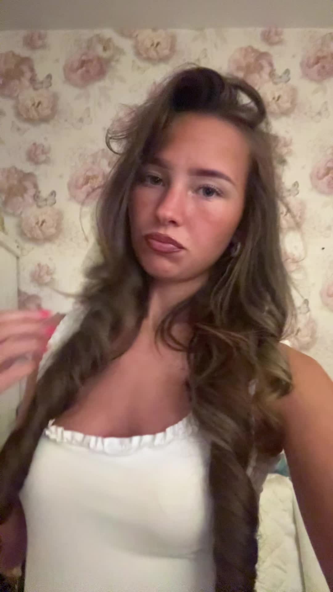 @b.lx