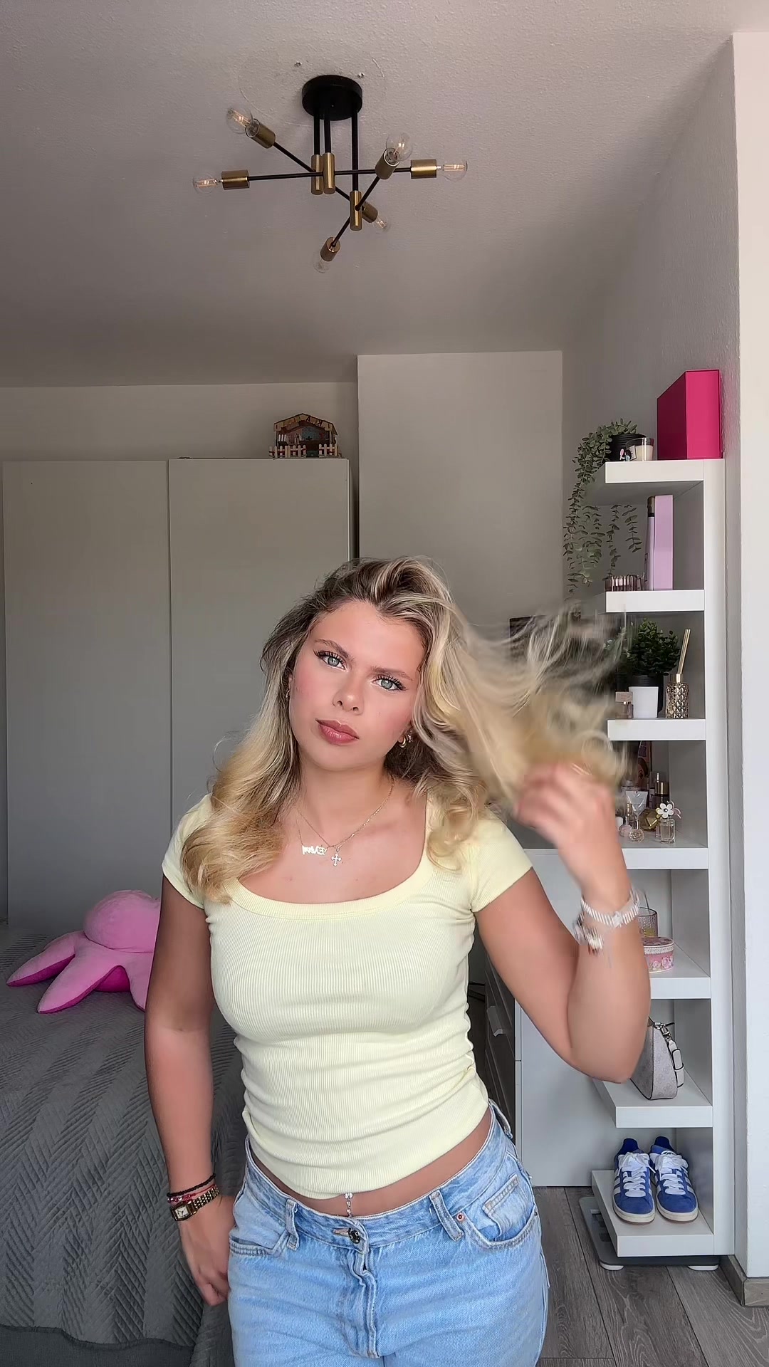 @elena