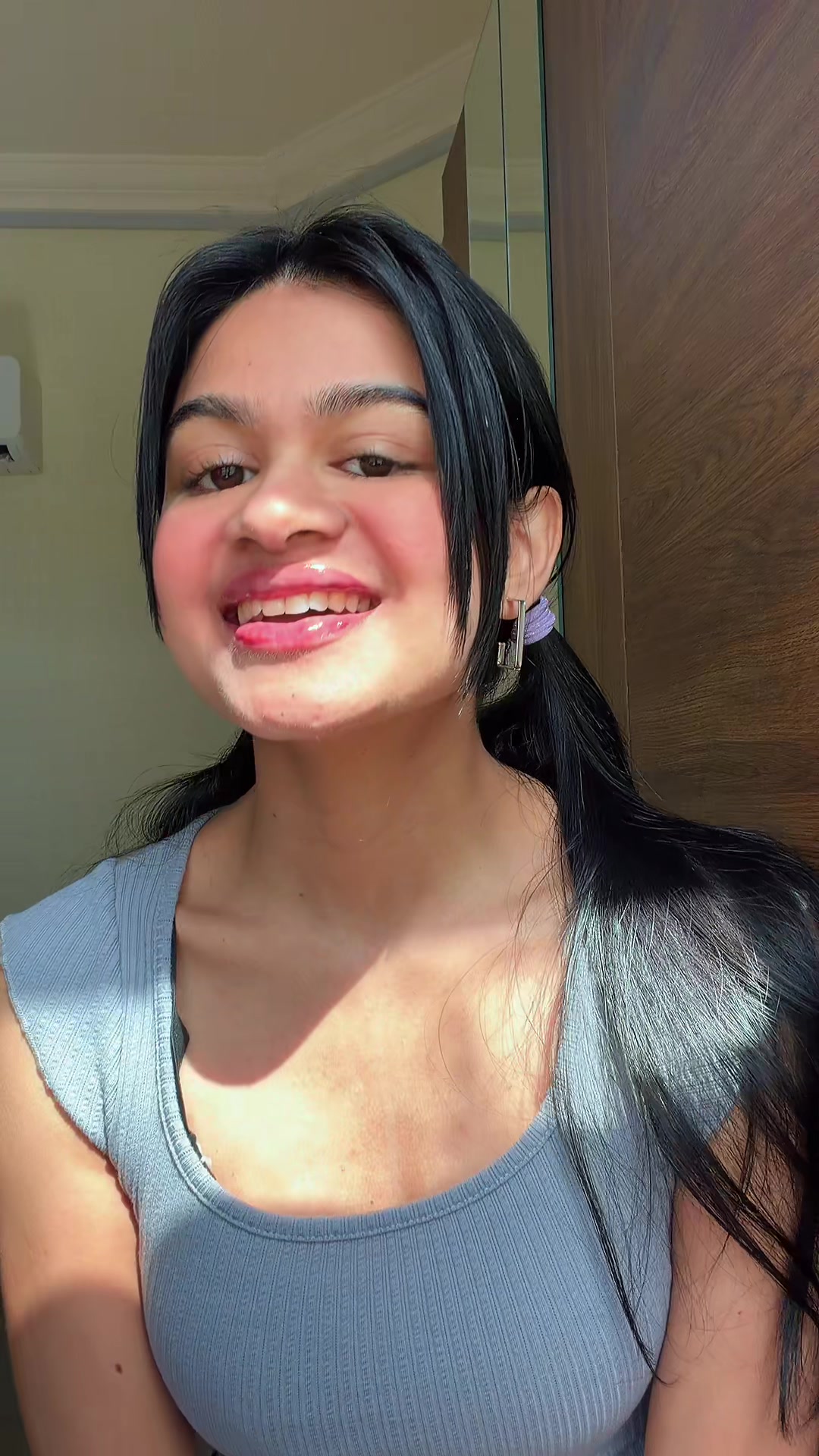 @Vibo_Jayarathne