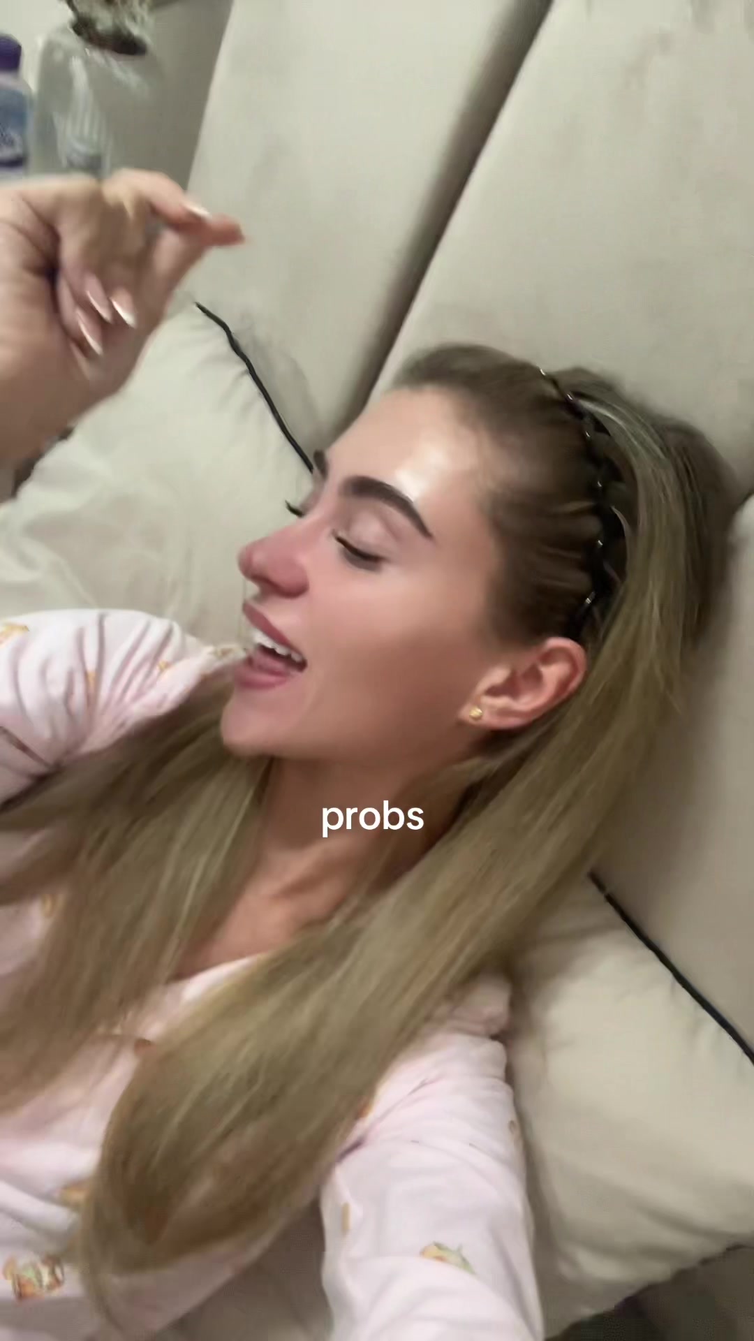 @Elise day - Nakdbeauty