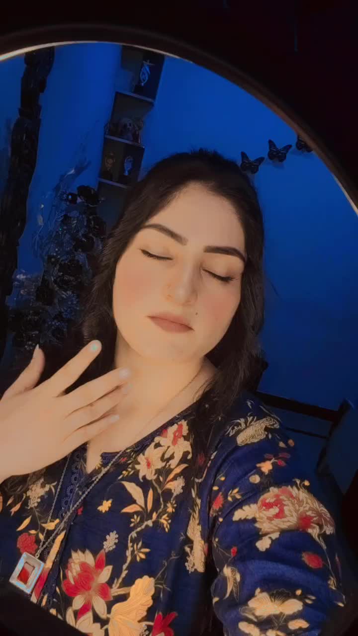 @Anaya 333
