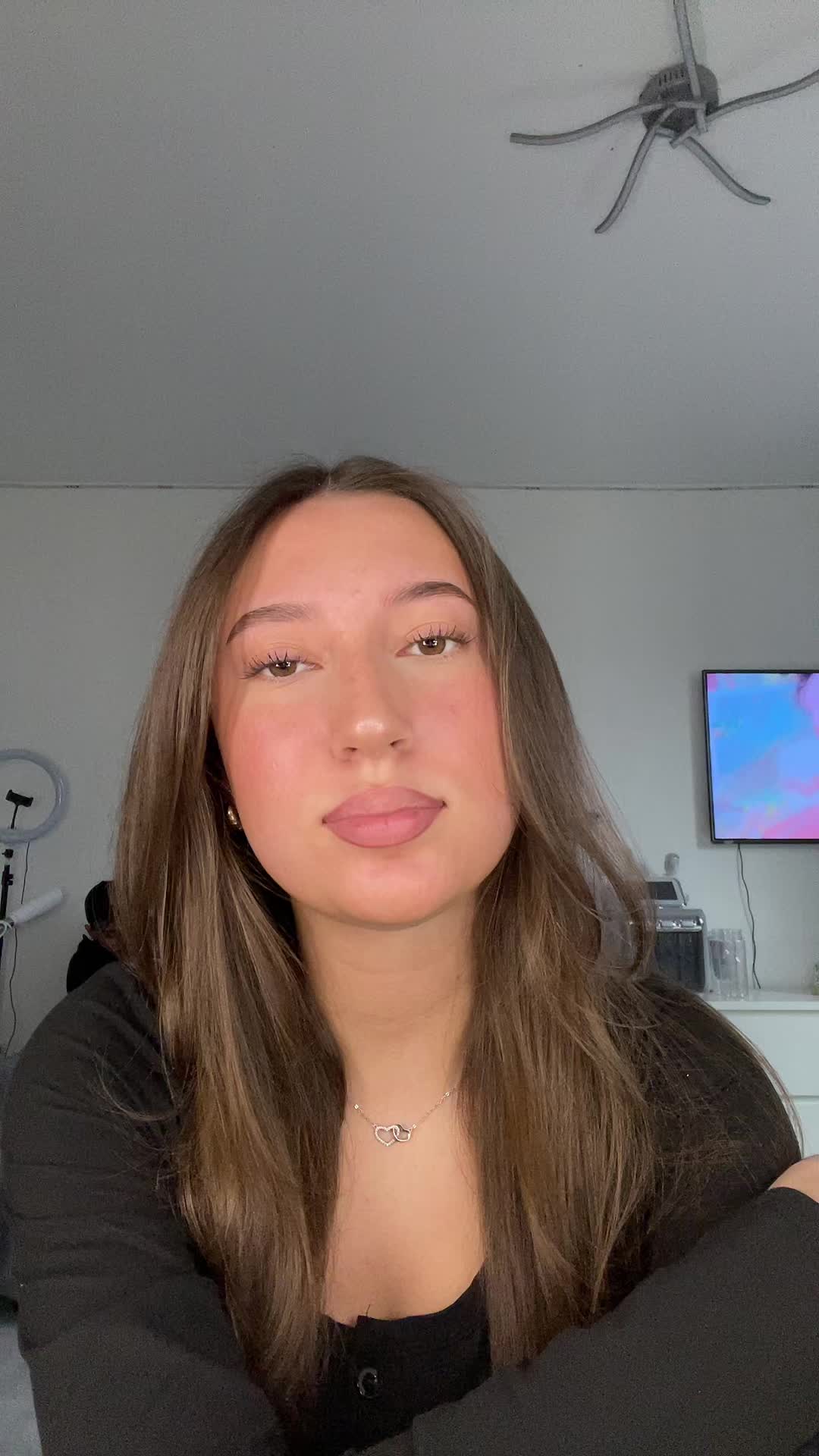 @𝔍𝔞𝔫𝔞-𝔦𝔫𝔞