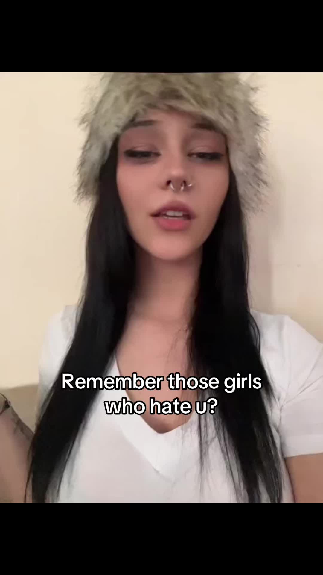 @kicsike