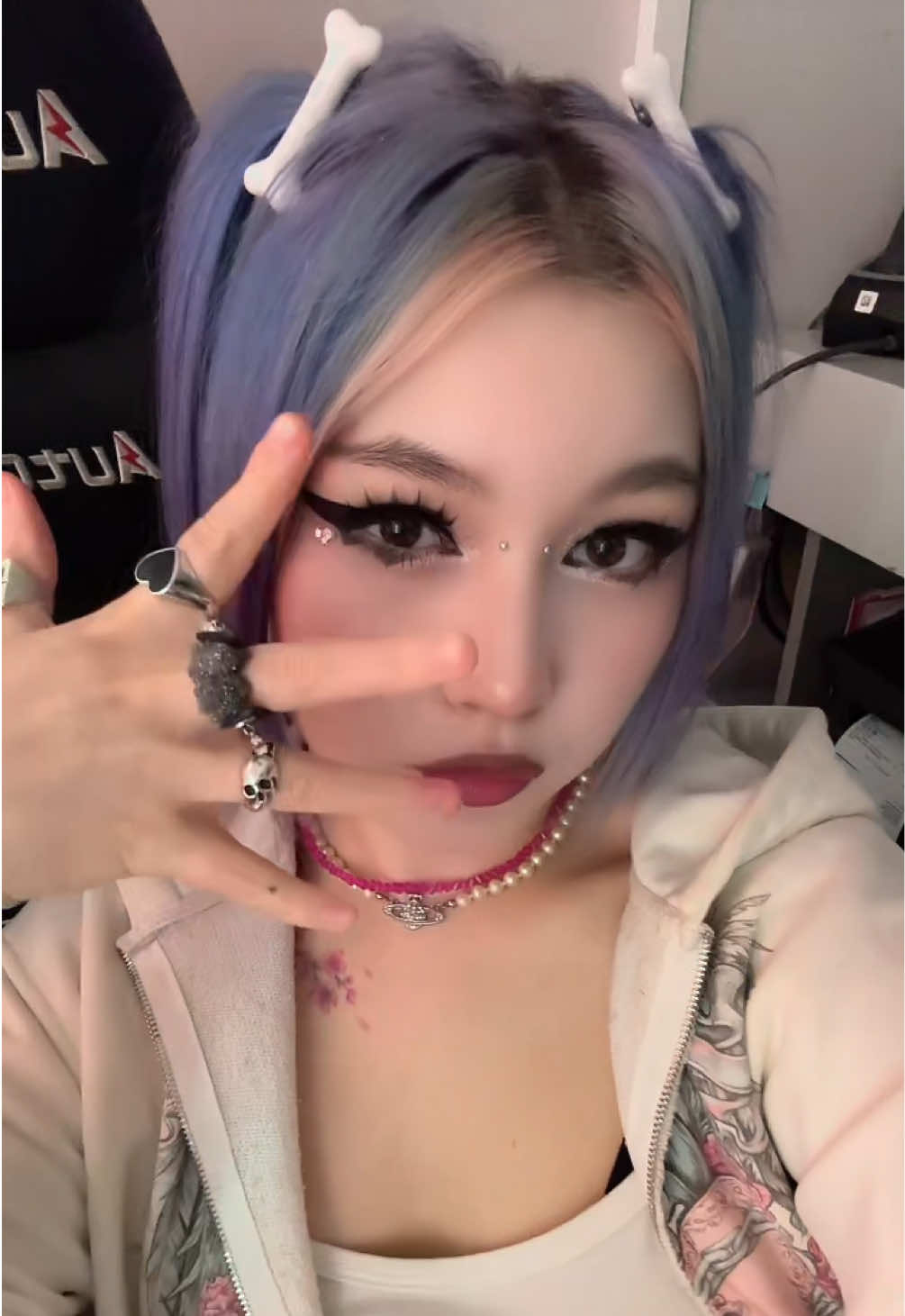 @meowu