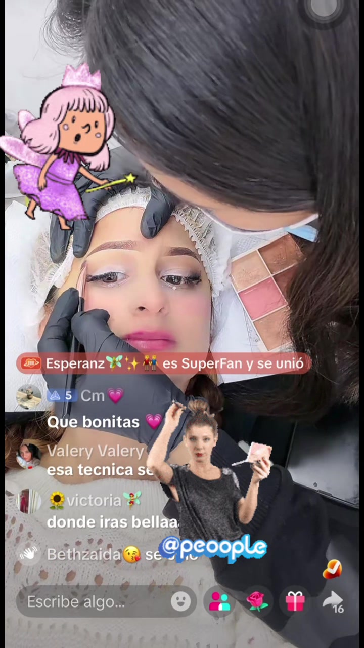 @Taína🧚🏻