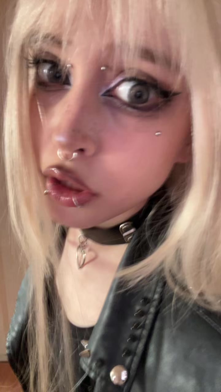 @kisakarisa