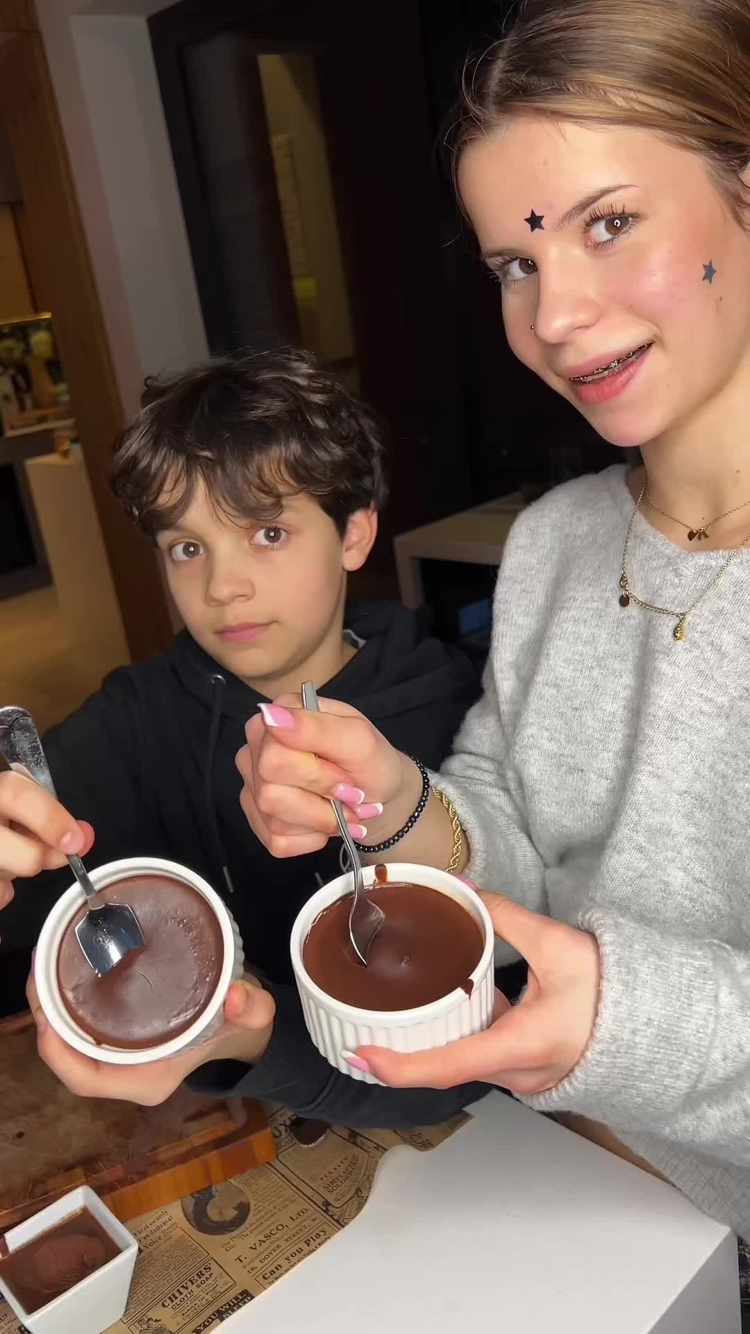 @Aqualessia