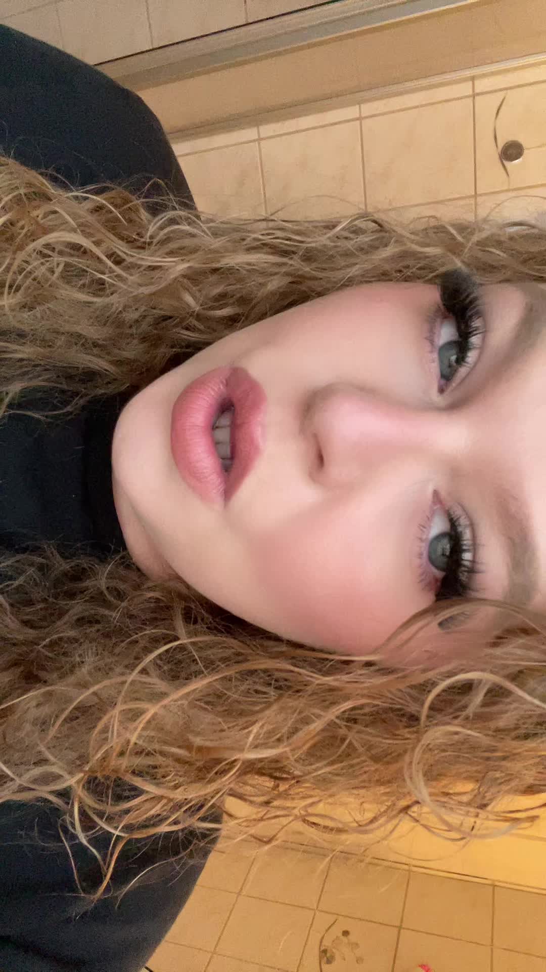 @Jasmin9010🫀