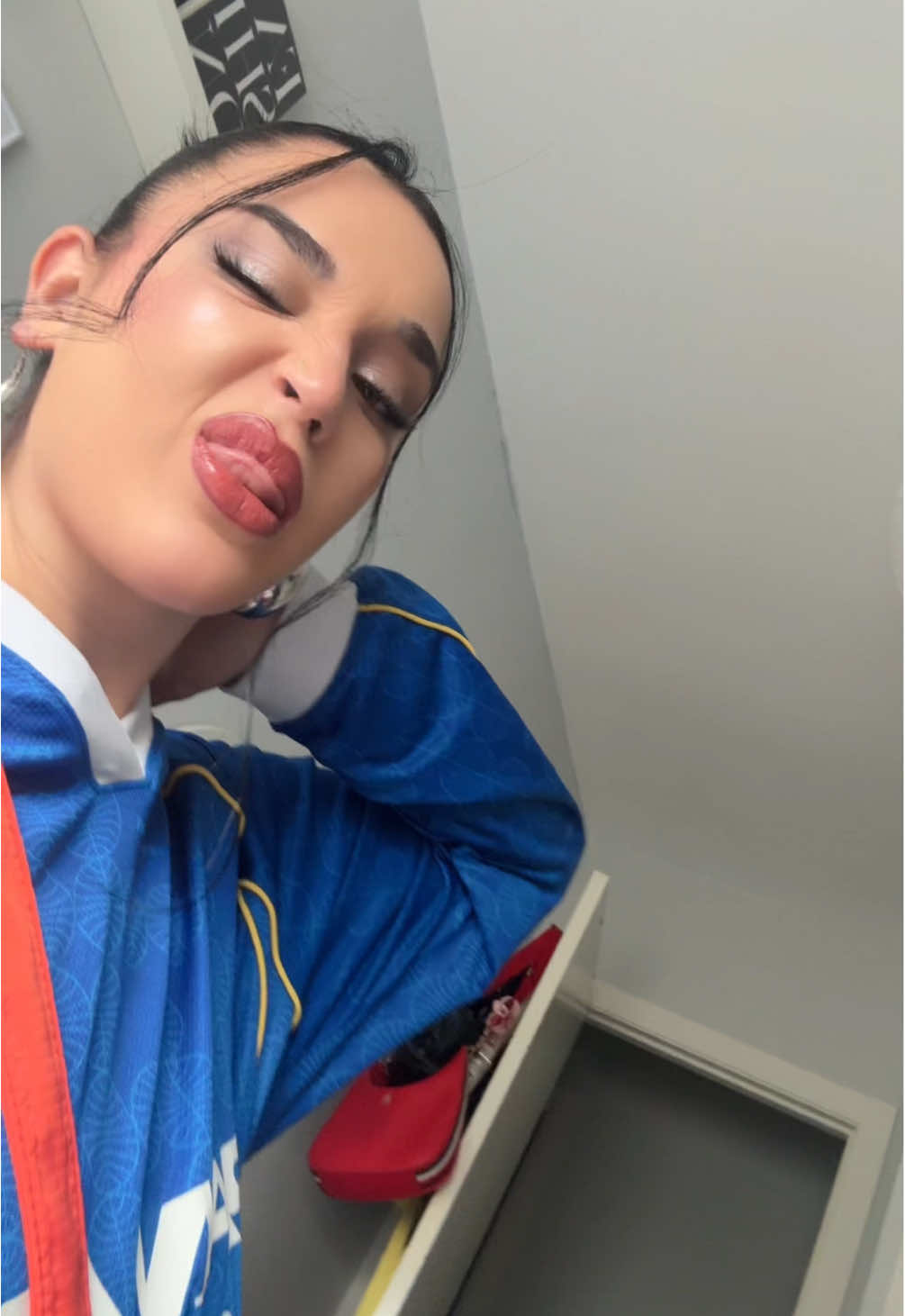@ariadna ✰