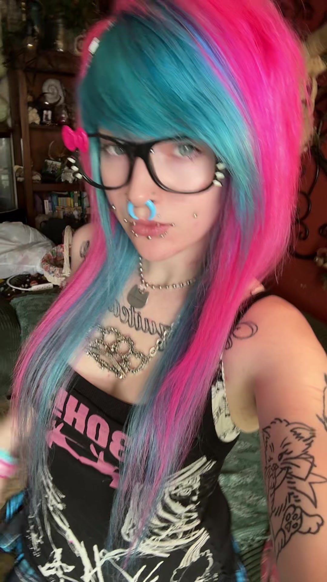 @audreysaysmeow