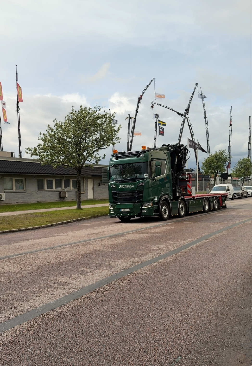 @Craneformers