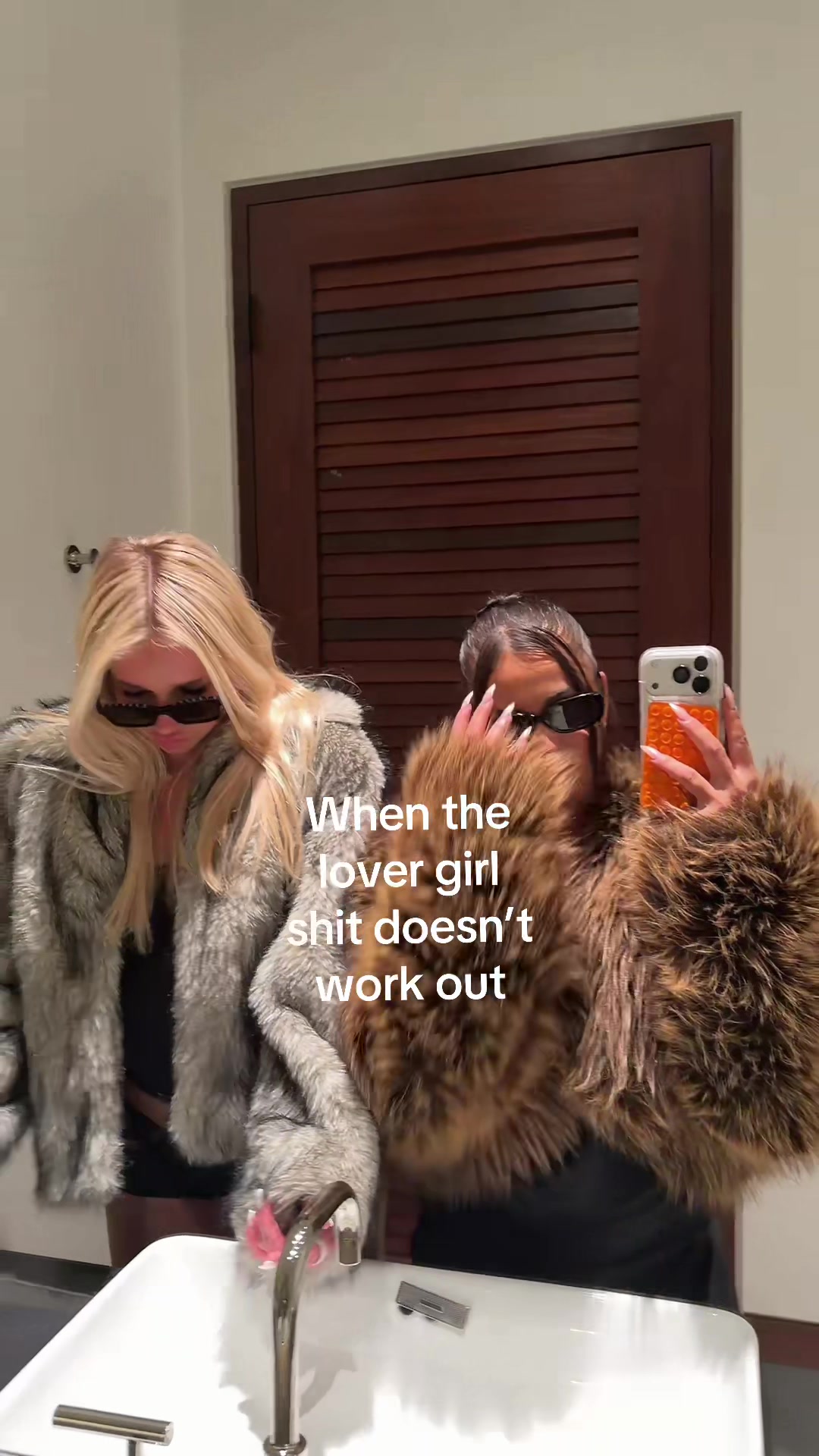 @Bellakutzner