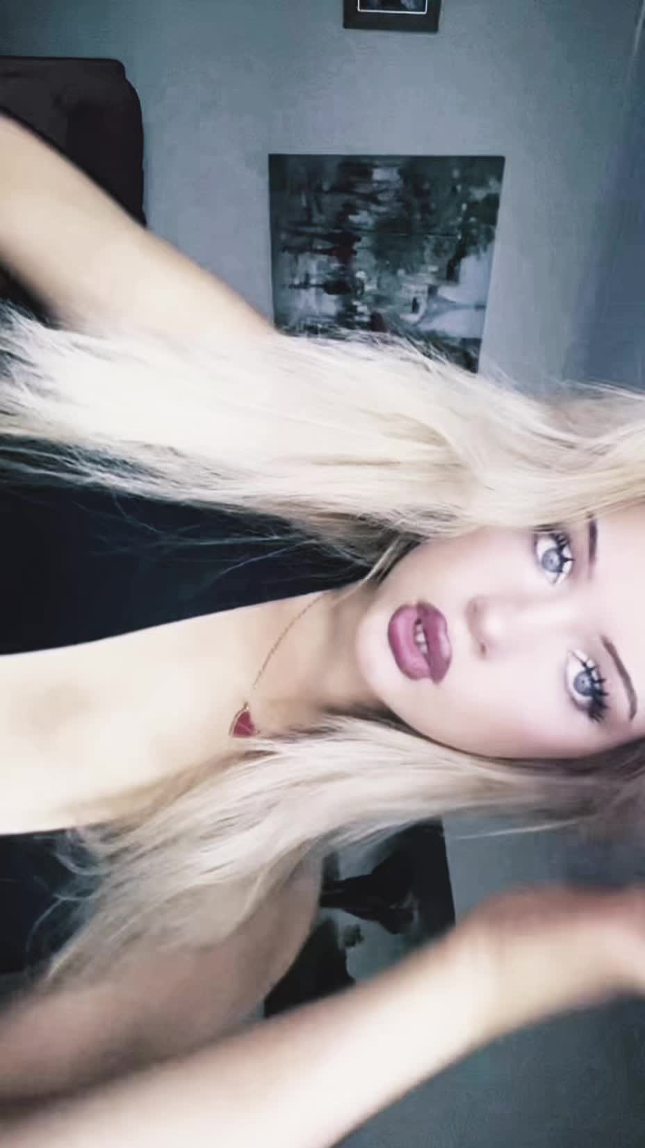@em๐