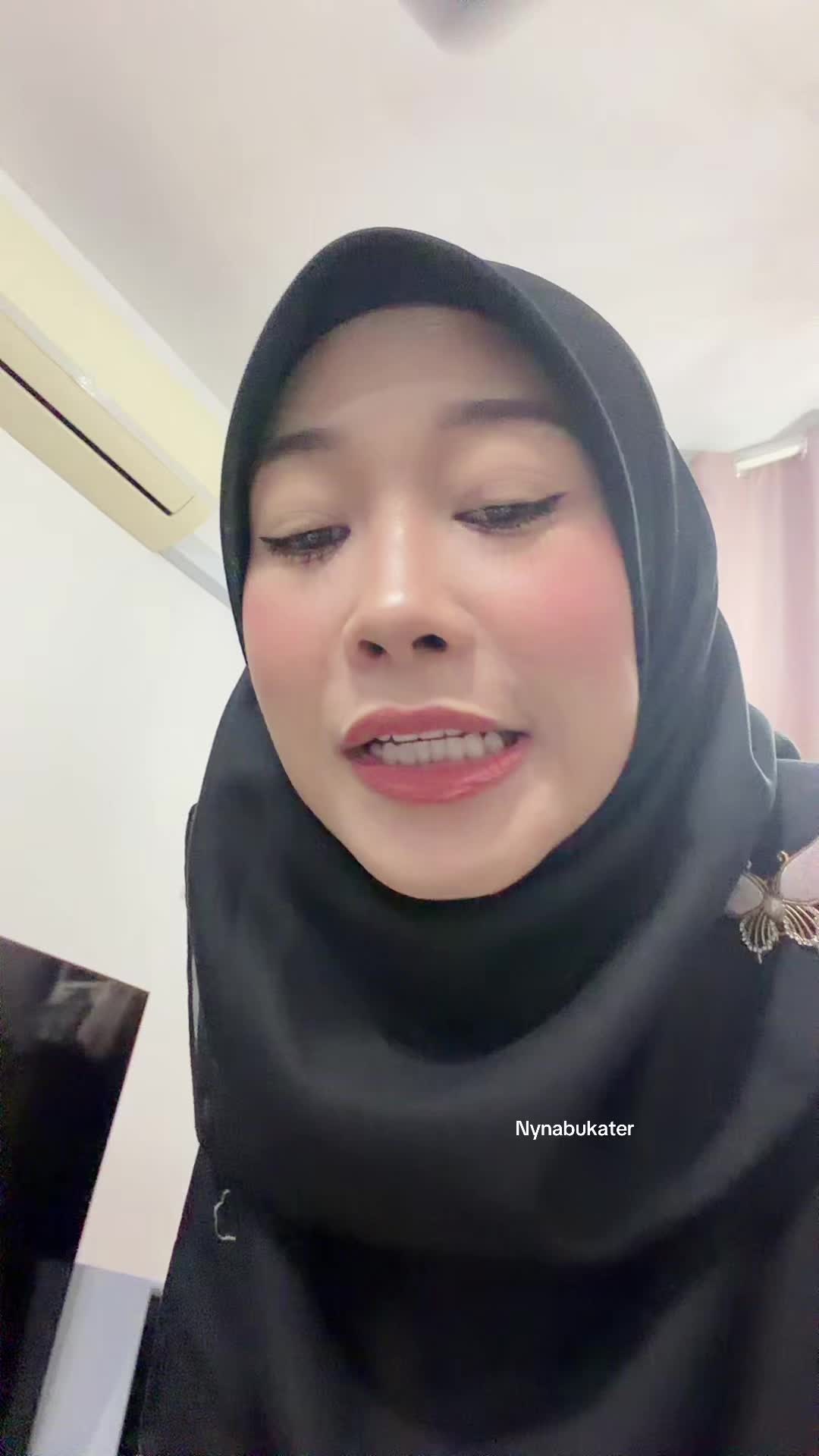 @Nynabukater
