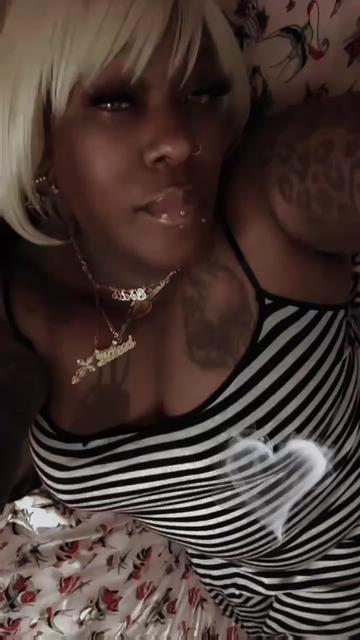 @BlondeBlessn