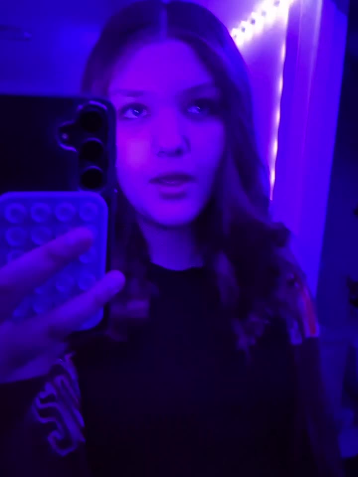 @Anorahh🦄⚡️