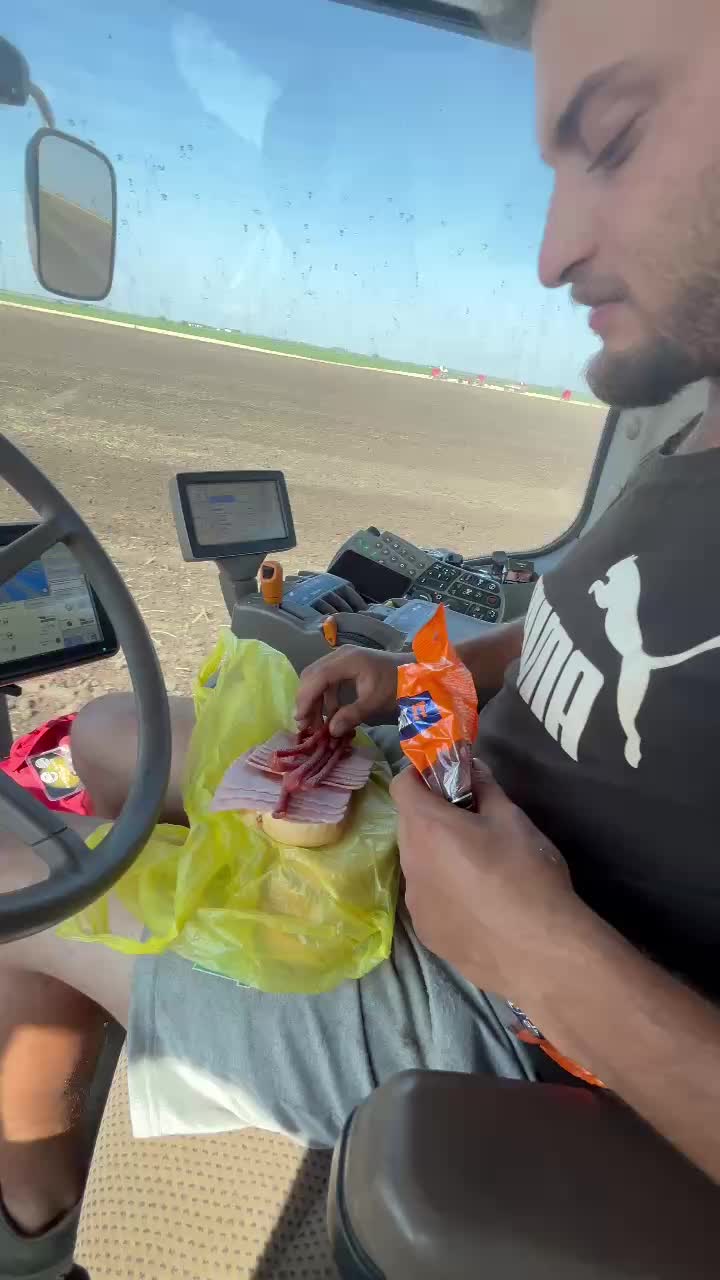 @Süni🦔