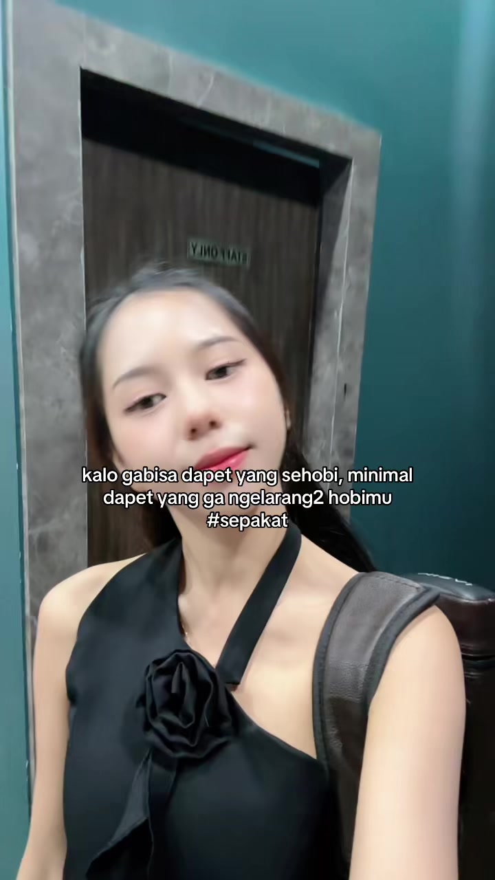 @Uni/cece.