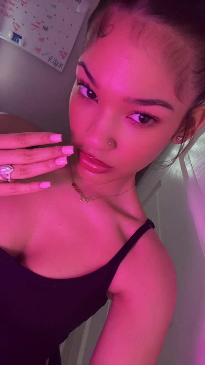 @SKYLAR✨💖