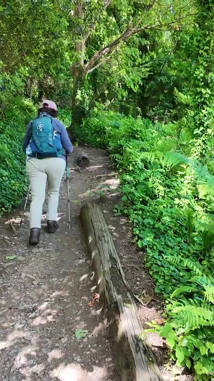 @unowhotravels