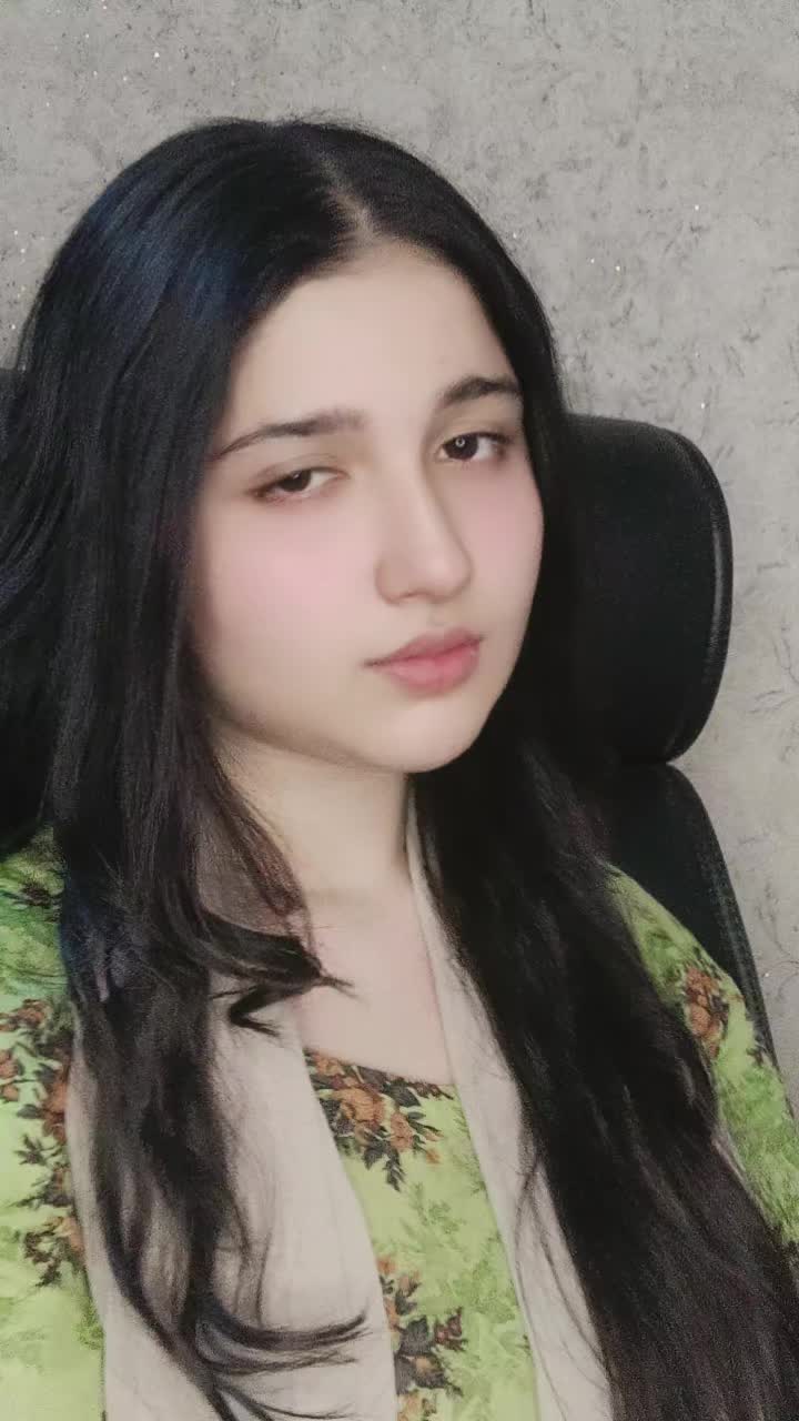 @PRETTY GIRL🥰