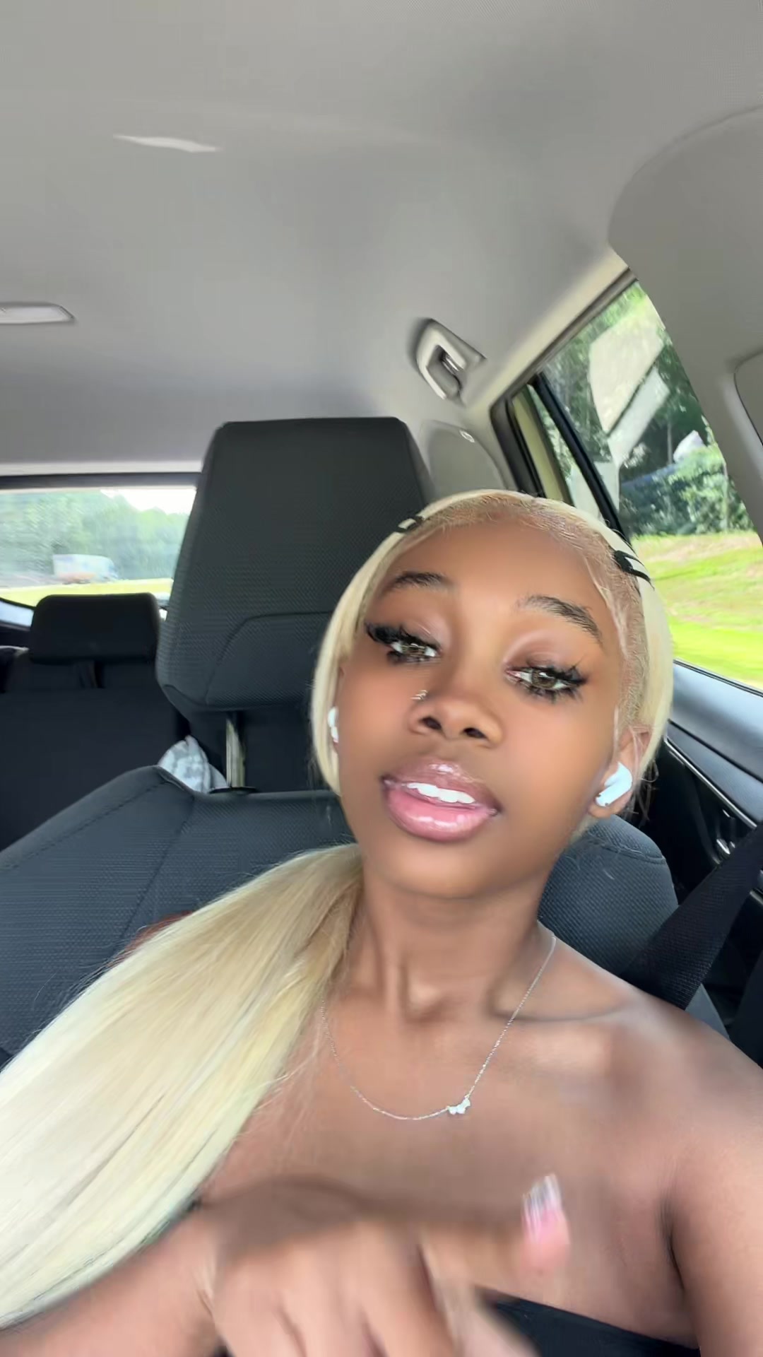 @bubbles 🫧👱🏾♀️