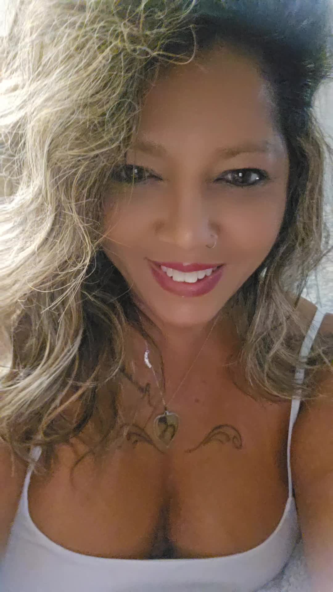 @Linda Sue/Thaisue