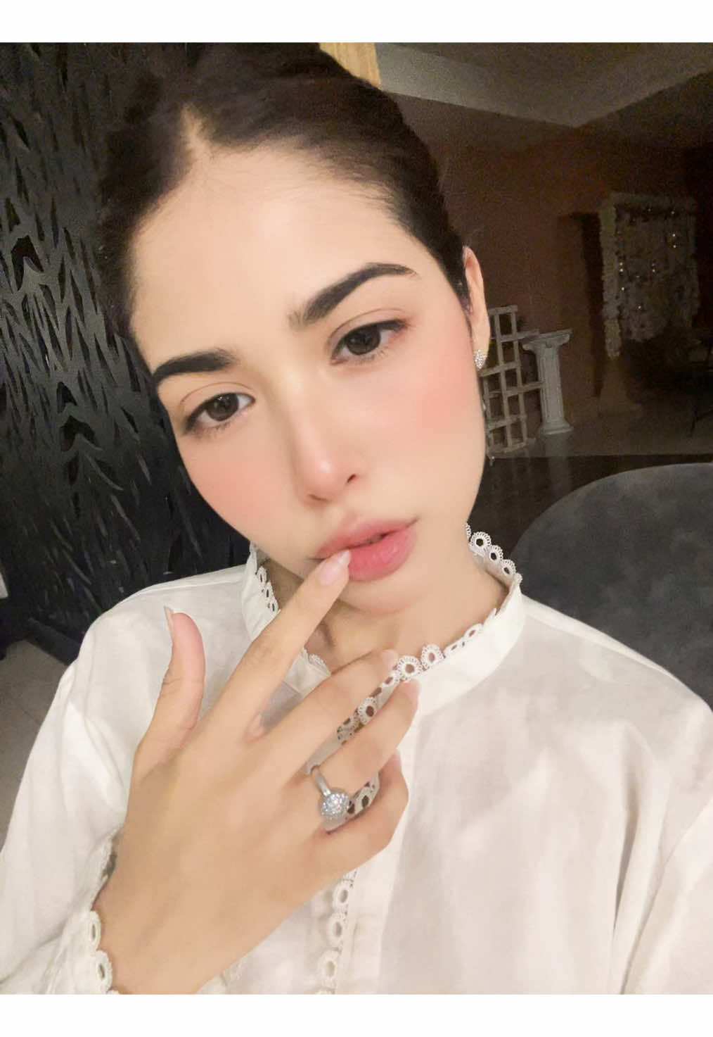 @Mirha khan