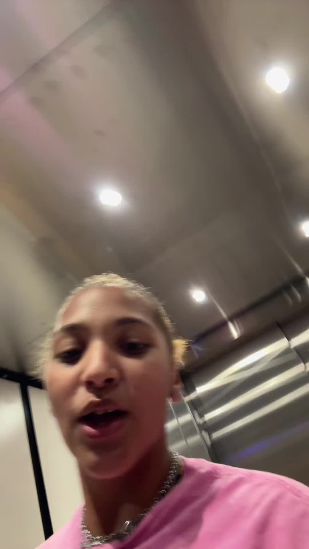 @Niyah🌺