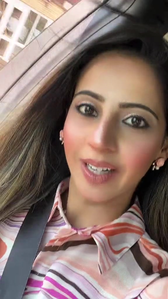 @Pinky_xoxa1