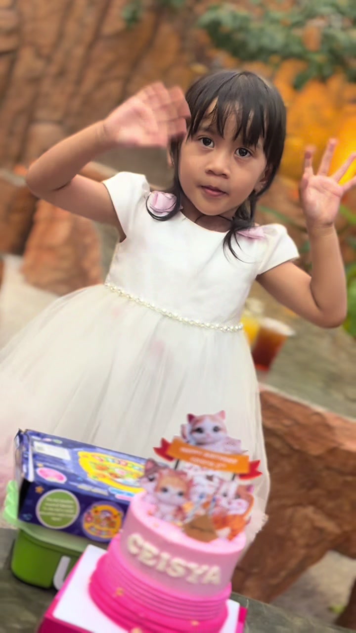 @Dhita Riyana