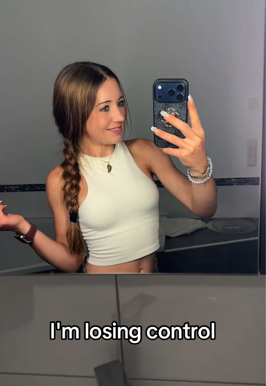 @LUNAAA