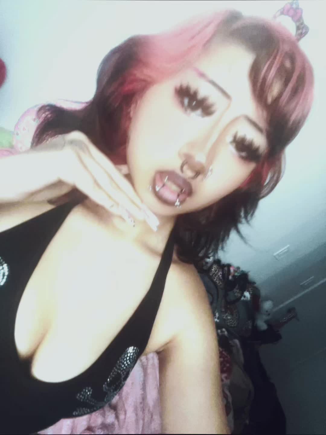 @ℳ☣︎