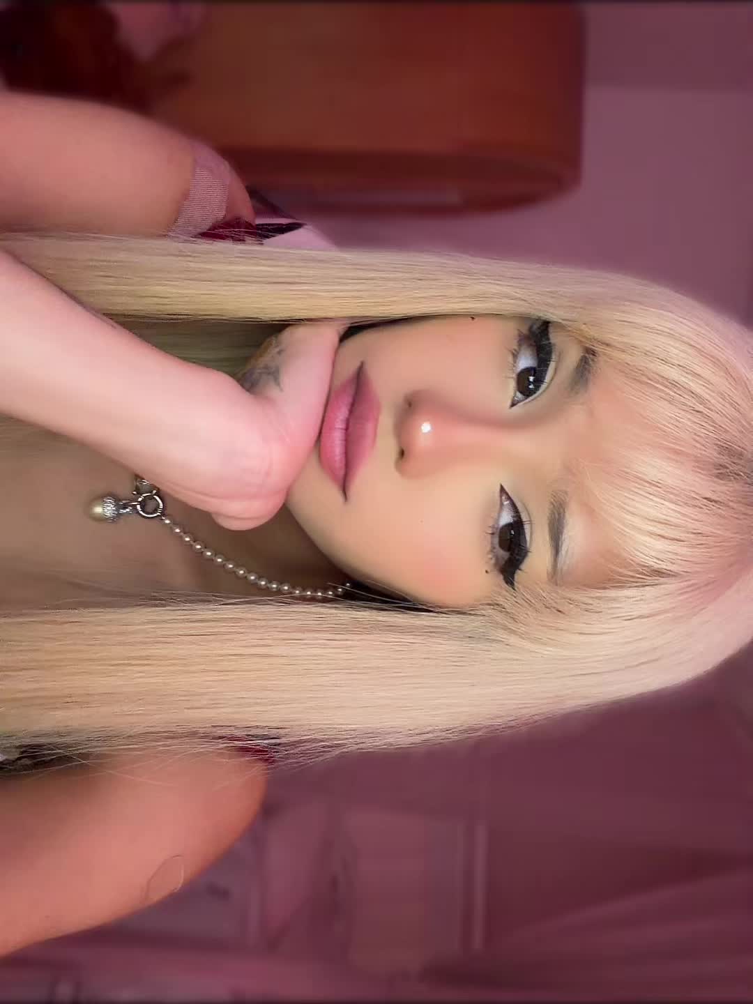 @(:̲̅:̲̅:̲̅[̲̅:♡:]̲̅:̲̅:̲̅:̲̅)