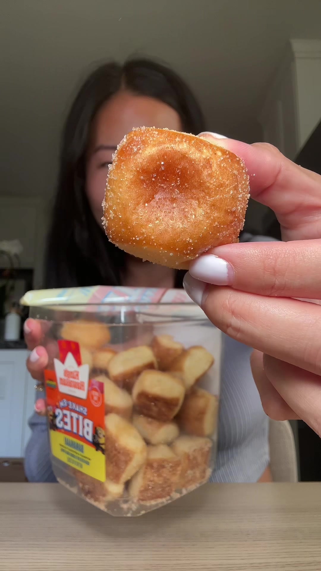 @biteswithesther