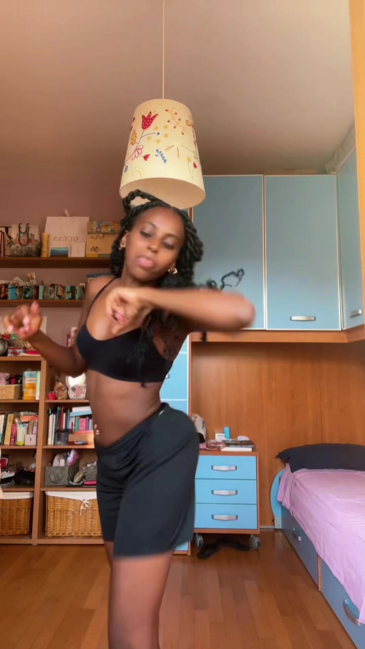 @вιтωєтα αℓвєятιηι 💃🏾