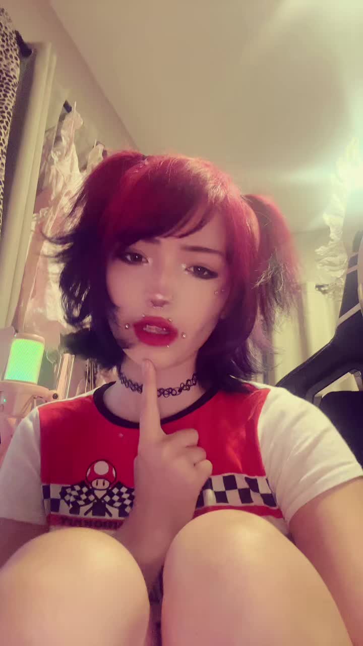 @twinkletoez28