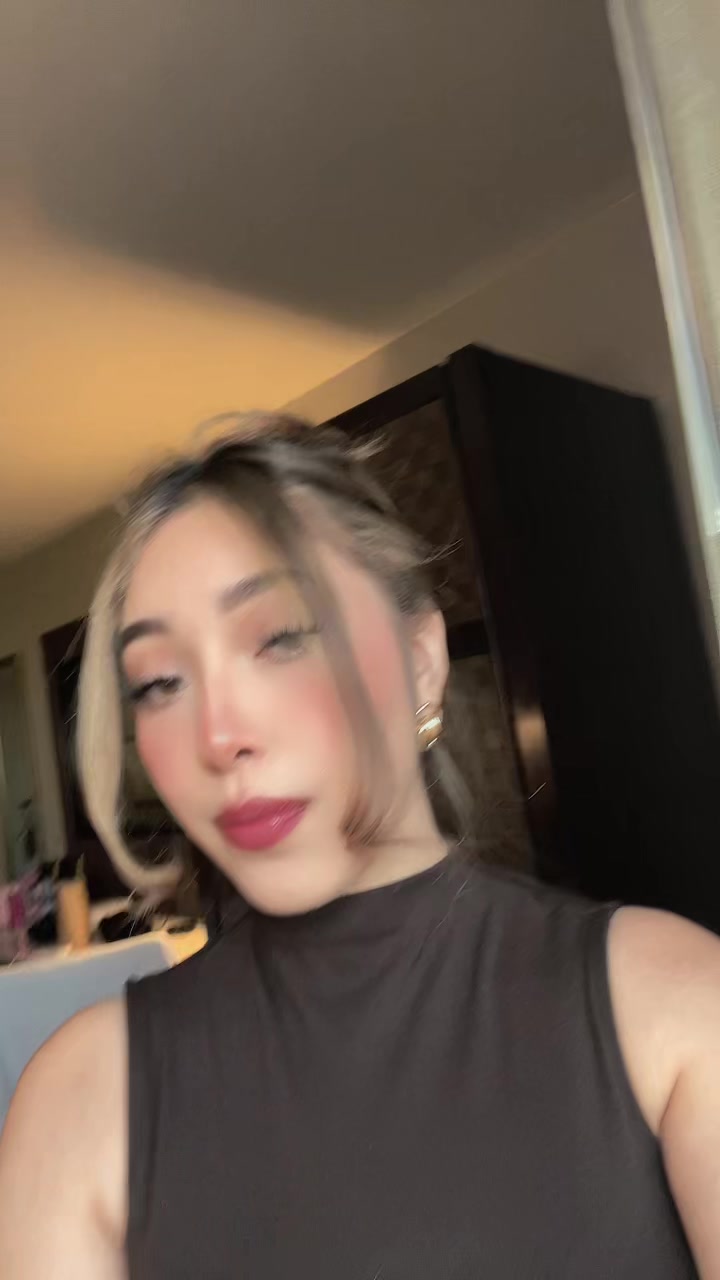 @Jehnni🌻