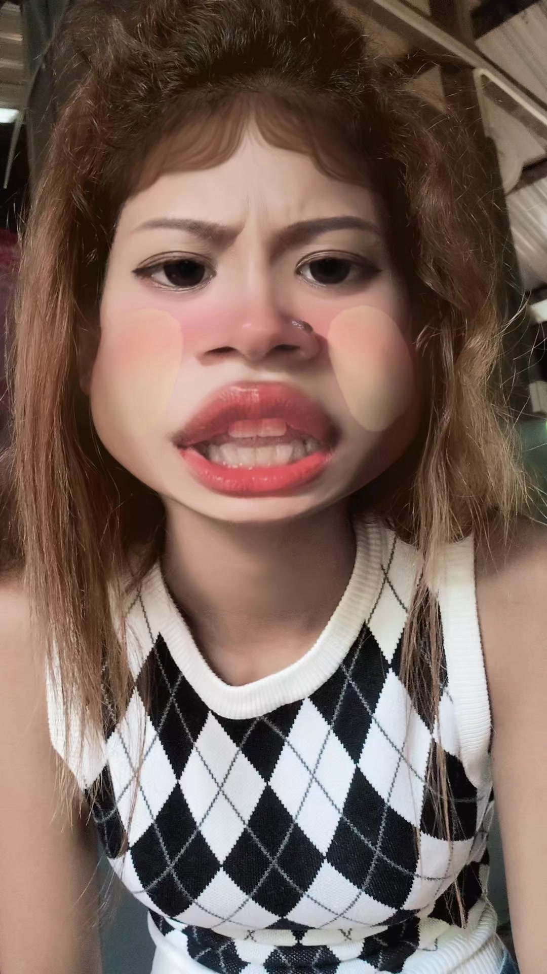 @🫦