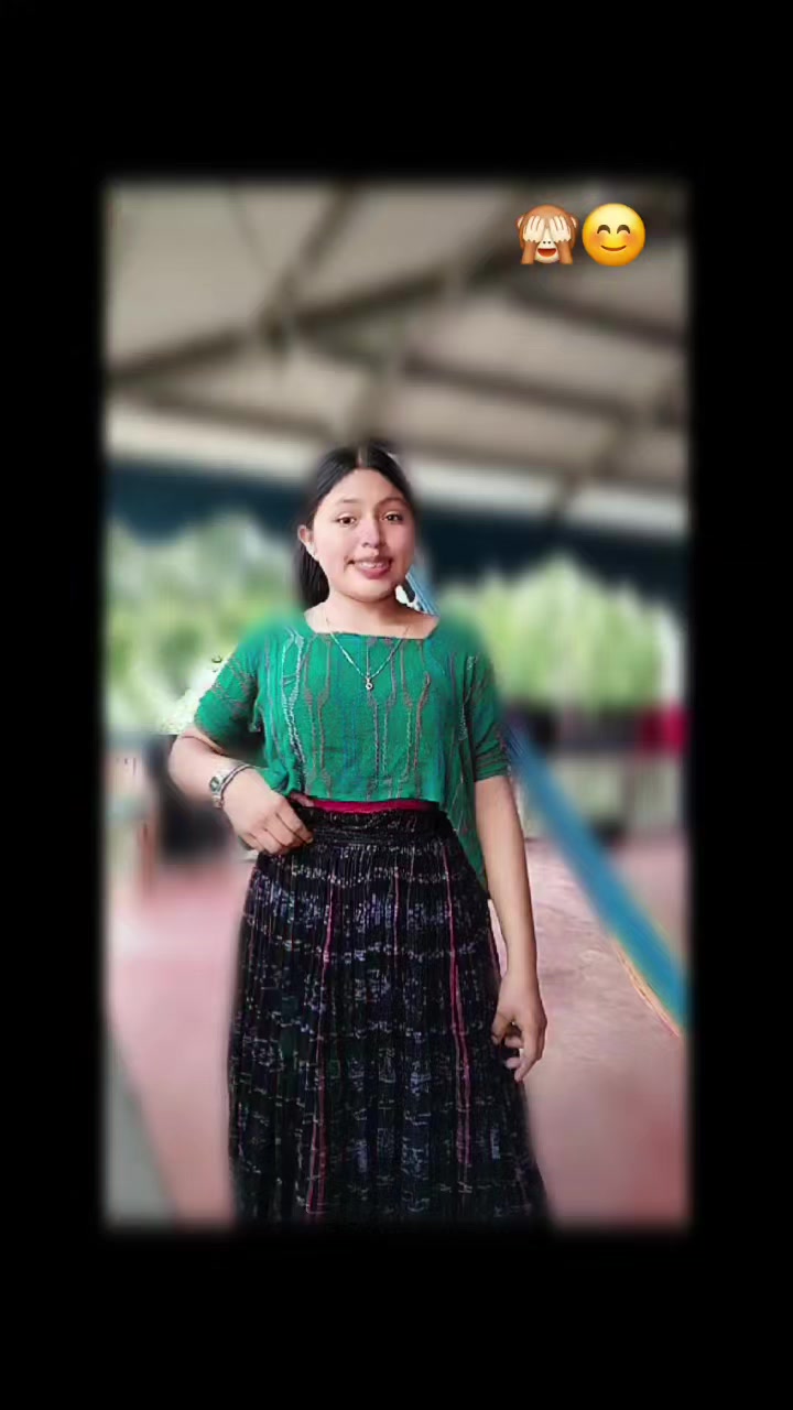 @🙈Team🦋chelytha😻