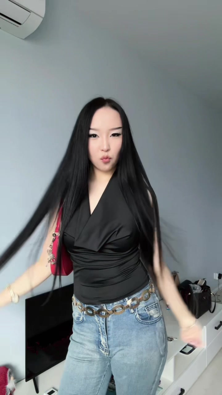 @𝓫𝓾𝓻𝓽𝓼𝓮𝟕𝓿𝓪